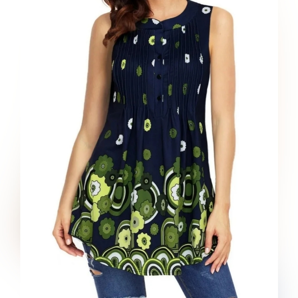 NWOT Navy blue and green tank top Size S